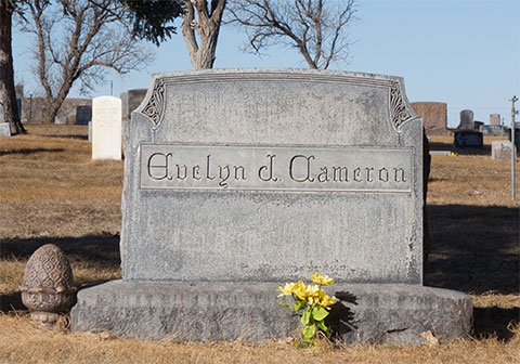 Tombstone of Evelyn Cameron